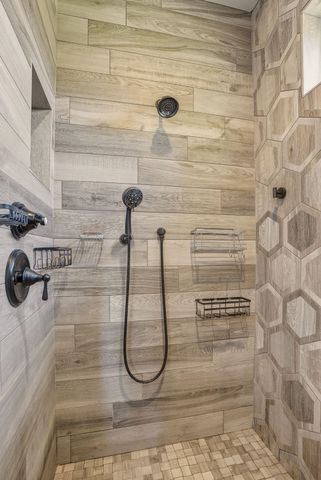 6244 Gunnar Ct, Nine Mile Falls, WA 99026