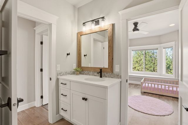 6244 Gunnar Ct, Nine Mile Falls, WA 99026
