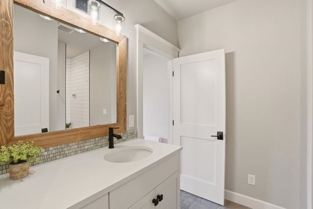 6244 Gunnar Ct, Nine Mile Falls, WA 99026