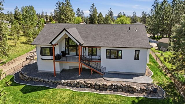 6244 Gunnar Ct, Nine Mile Falls, WA 99026