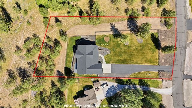 6244 Gunnar Ct, Nine Mile Falls, WA 99026