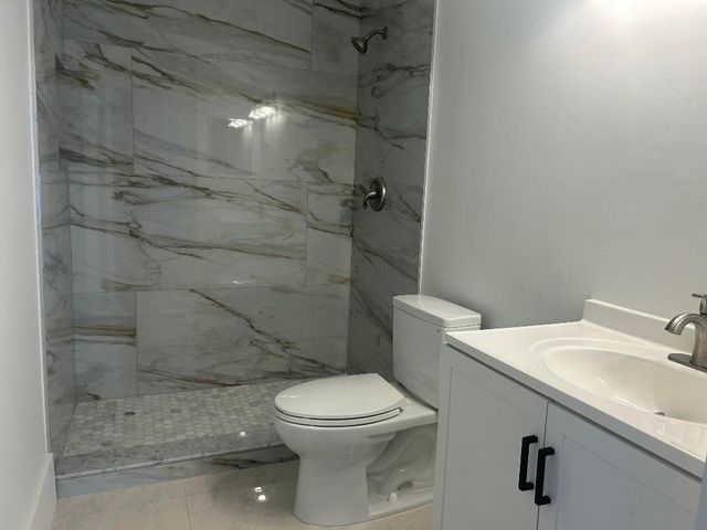 9201 NW 55th Street, Sunrise, FL 33351