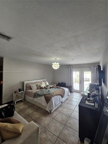 14461 SW 152nd Ct, Miami, FL 33196