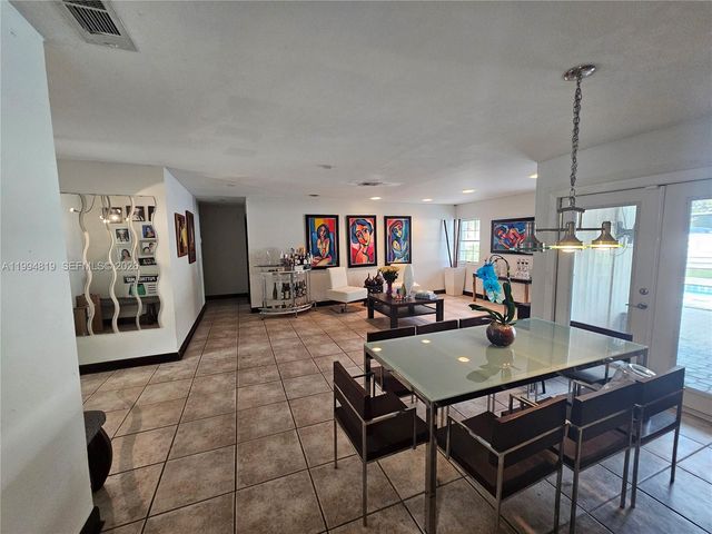 14461 SW 152nd Ct, Miami, FL 33196