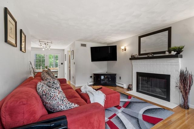 135 Jennies Way, Tewksbury, MA 01876