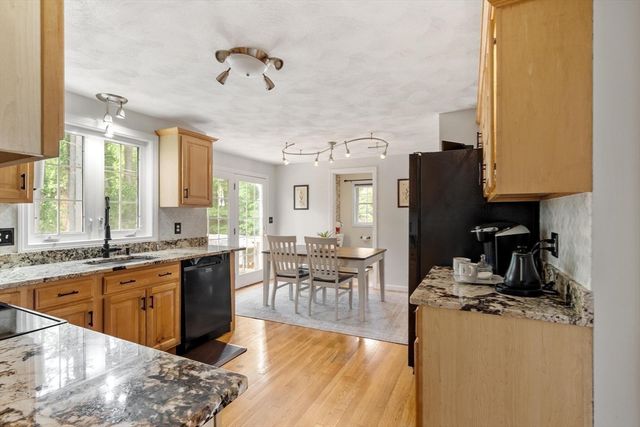 135 Jennies Way, Tewksbury, MA 01876