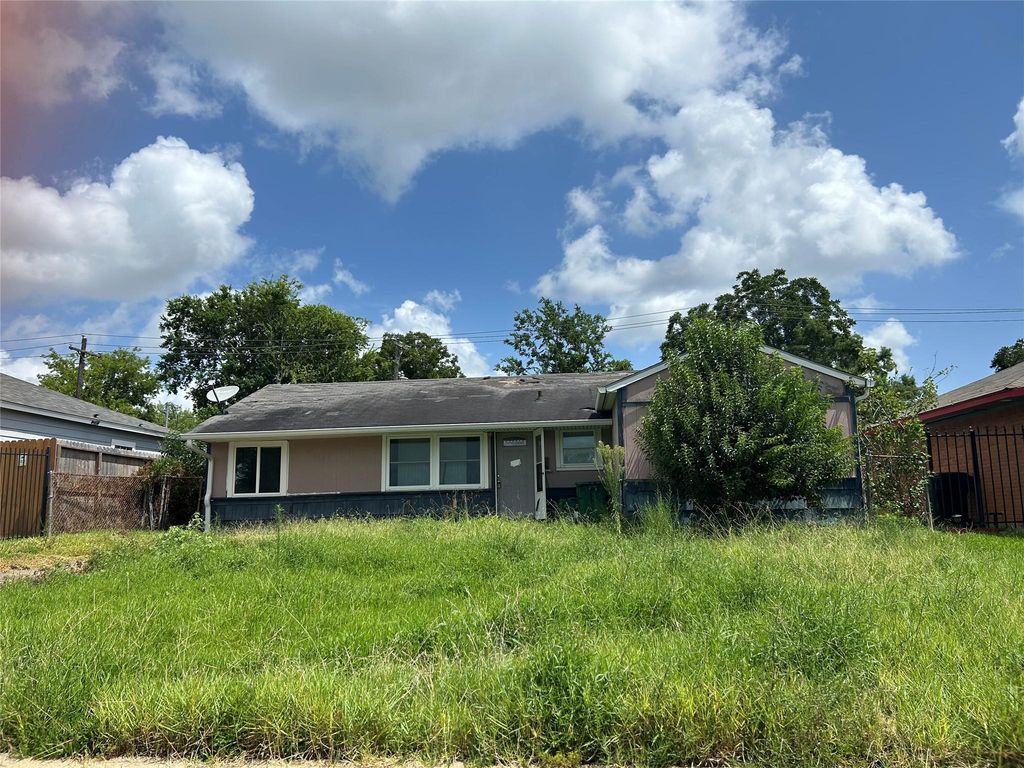 4203 Mowery Road, Houston, TX 77047