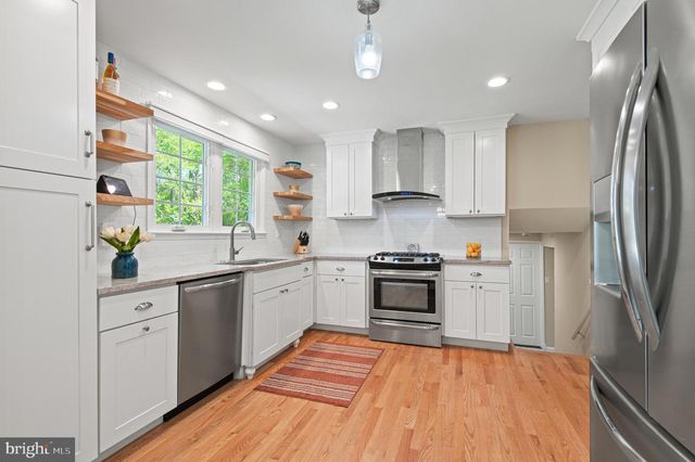 2530 LONDONDERRY RD, Lutherville Timonium, MD 21093