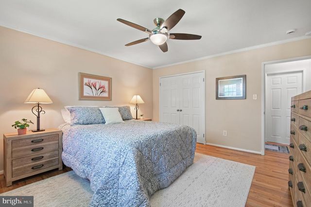 2530 LONDONDERRY RD, Lutherville Timonium, MD 21093