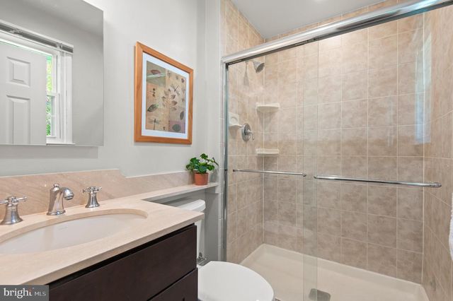 2530 LONDONDERRY RD, Lutherville Timonium, MD 21093
