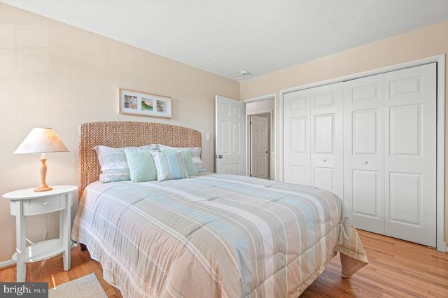 2530 LONDONDERRY RD, Lutherville Timonium, MD 21093