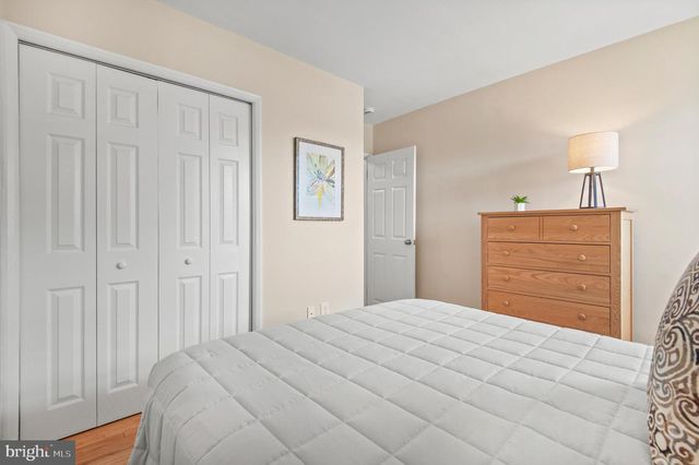 2530 LONDONDERRY RD, Lutherville Timonium, MD 21093