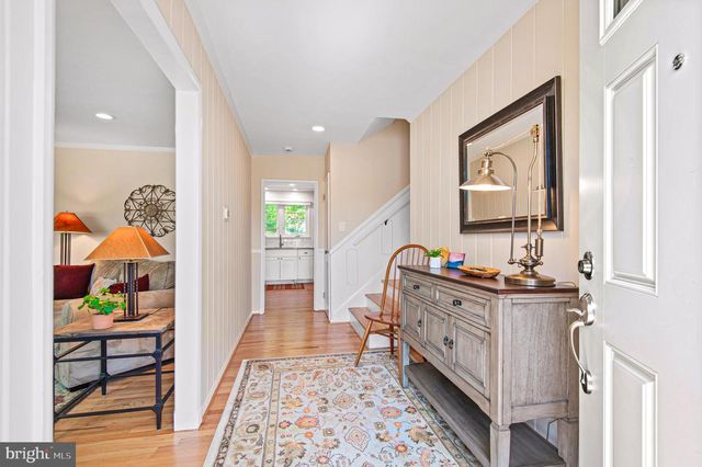 2530 LONDONDERRY RD, Lutherville Timonium, MD 21093