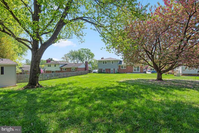 2530 LONDONDERRY RD, Lutherville Timonium, MD 21093