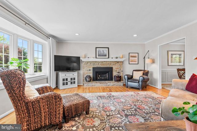 2530 LONDONDERRY RD, Lutherville Timonium, MD 21093