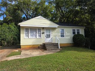 1813 E 3rd Street, Winston-salem, NC 27101