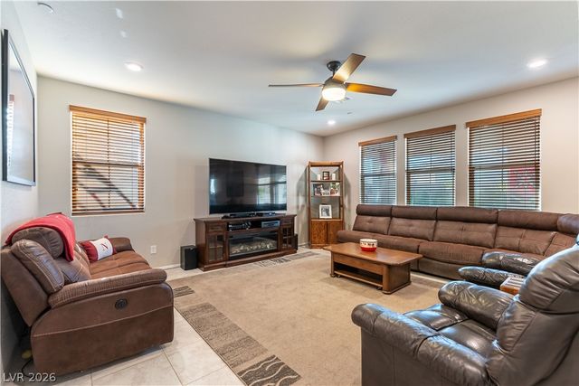 982 Twilight Glow Court, Henderson, NV 89015