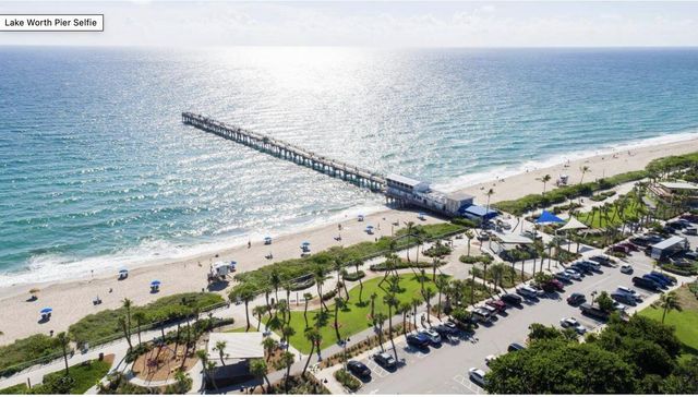 114 S Lakeside Drive 116, Lake Worth Beach, FL 33460