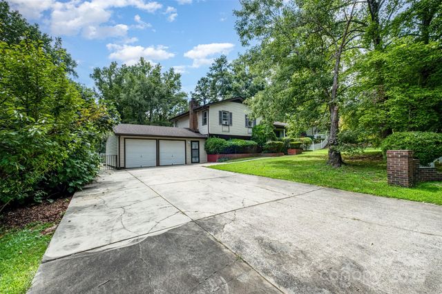 6827 David Avenue, Charlotte, NC 28214