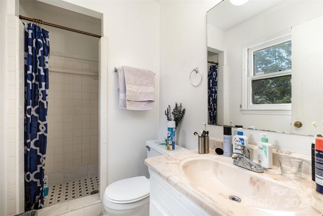 6827 David Avenue, Charlotte, NC 28214