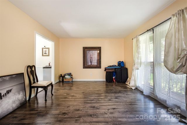 6827 David Avenue, Charlotte, NC 28214