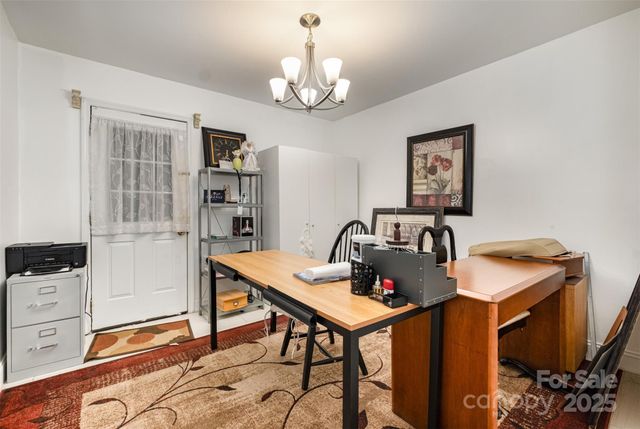 6827 David Avenue, Charlotte, NC 28214