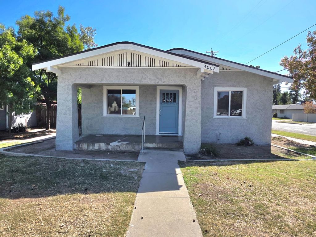 4002 E Lyell Avenue, Fresno, CA 93702