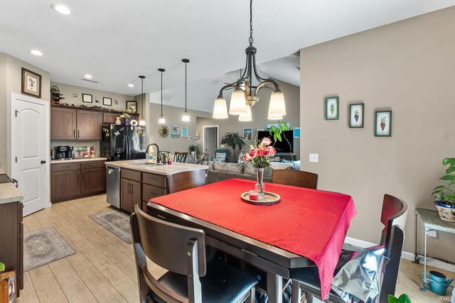 16811 Hatstick Court, Fort Wayne, IN 46845