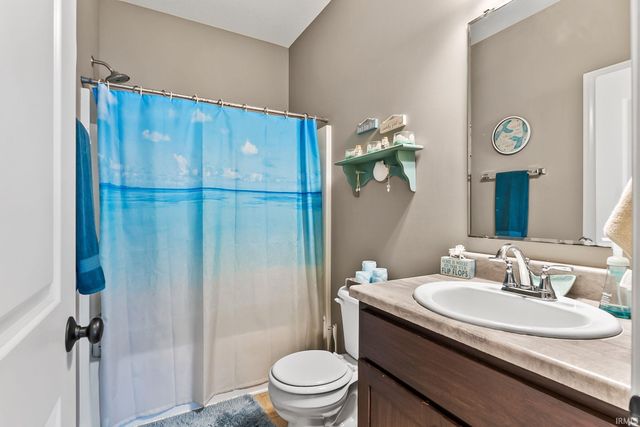 16811 Hatstick Court, Fort Wayne, IN 46845