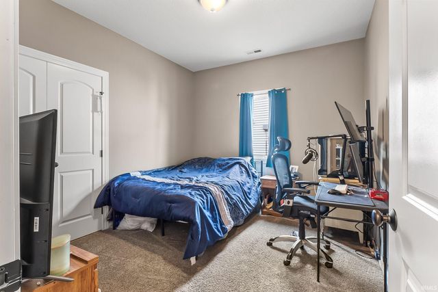 16811 Hatstick Court, Fort Wayne, IN 46845