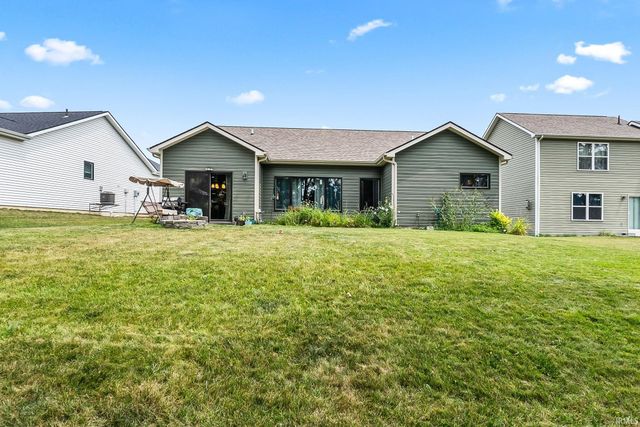 16811 Hatstick Court, Fort Wayne, IN 46845