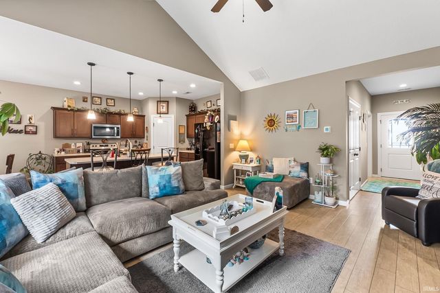 16811 Hatstick Court, Fort Wayne, IN 46845