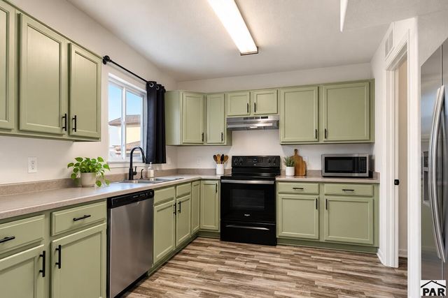 5302 Red Cedar Court, Pueblo, CO 81005
