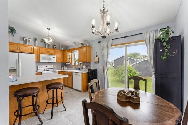 2033 Joes Lake Road SE, Cambridge, MN 55008