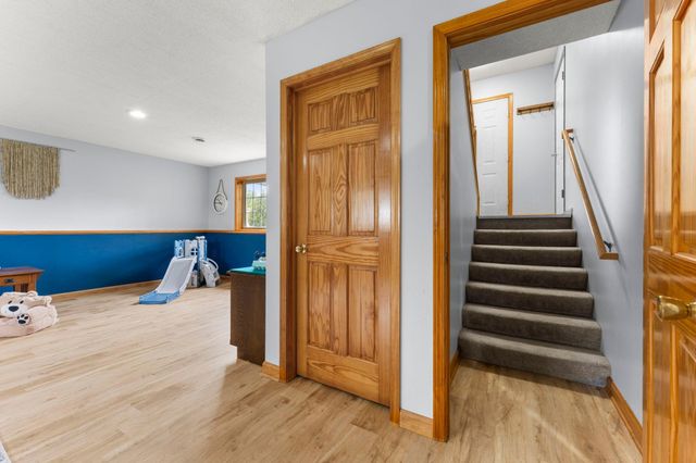 2033 Joes Lake Road SE, Cambridge, MN 55008