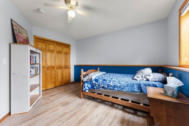 2033 Joes Lake Road SE, Cambridge, MN 55008
