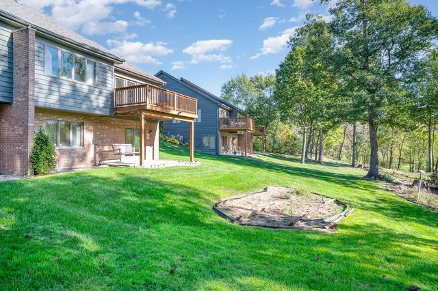111 Village Woods Drive, Crete, IL 60417