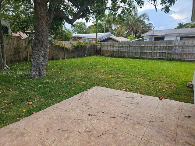 1941 NE 2nd Terrace, Pompano Beach, FL 33060