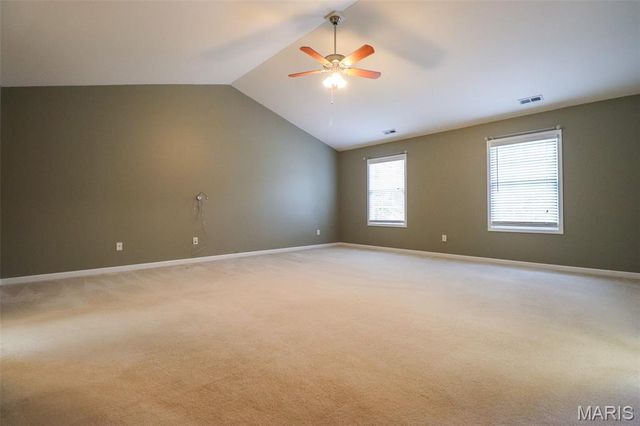 10232 Hartshill Lane, St Louis, MO 63128