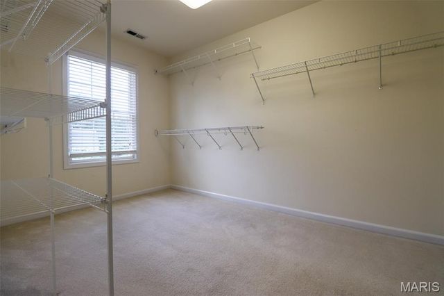 10232 Hartshill Lane, St Louis, MO 63128