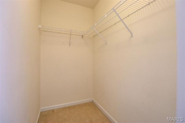 10232 Hartshill Lane, St Louis, MO 63128