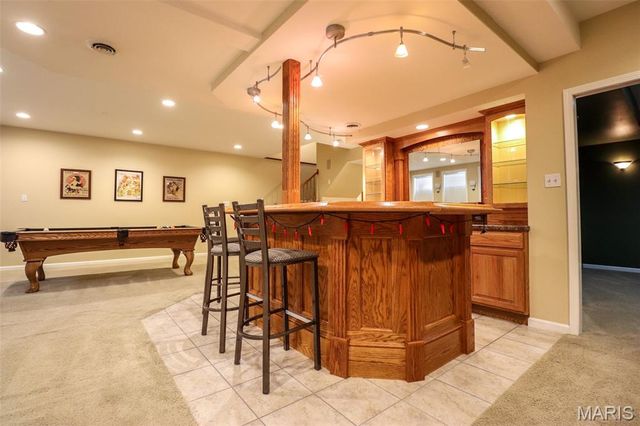 10232 Hartshill Lane, St Louis, MO 63128