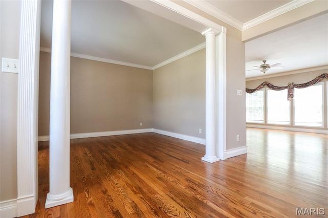 10232 Hartshill Lane, St Louis, MO 63128