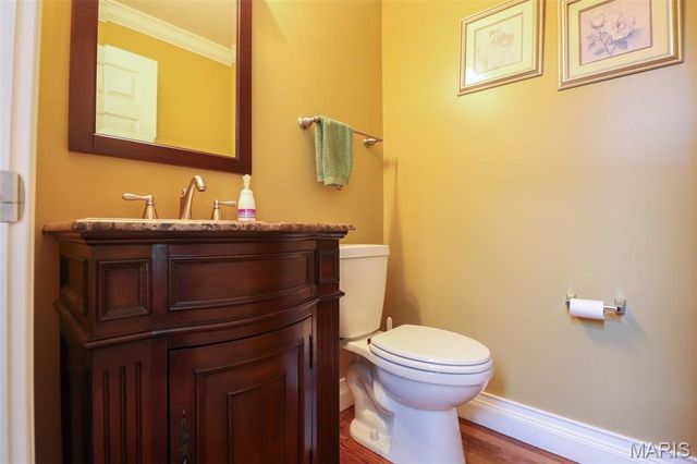 10232 Hartshill Lane, St Louis, MO 63128