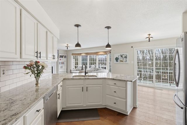 1007 Fieldstone Drive, Cecil, PA 15317