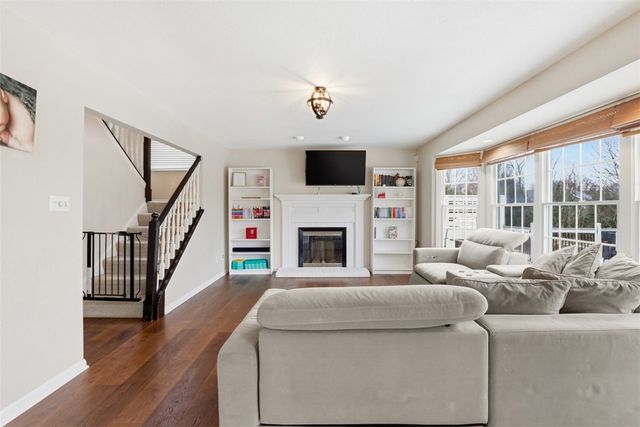 1007 Fieldstone Drive, Cecil, PA 15317