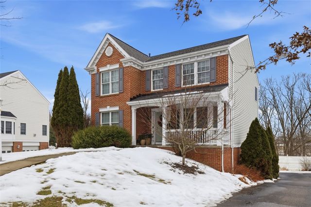 1007 Fieldstone Drive, Cecil, PA 15317