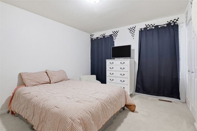 1007 Fieldstone Drive, Cecil, PA 15317