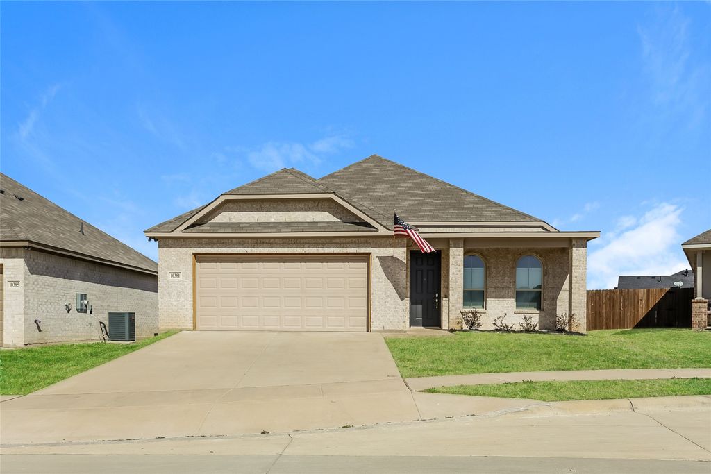 10381 Fort Ewell Trail, Crowley, TX 76036