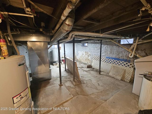 3428 N Chester Road, Charlotte, MI 48813